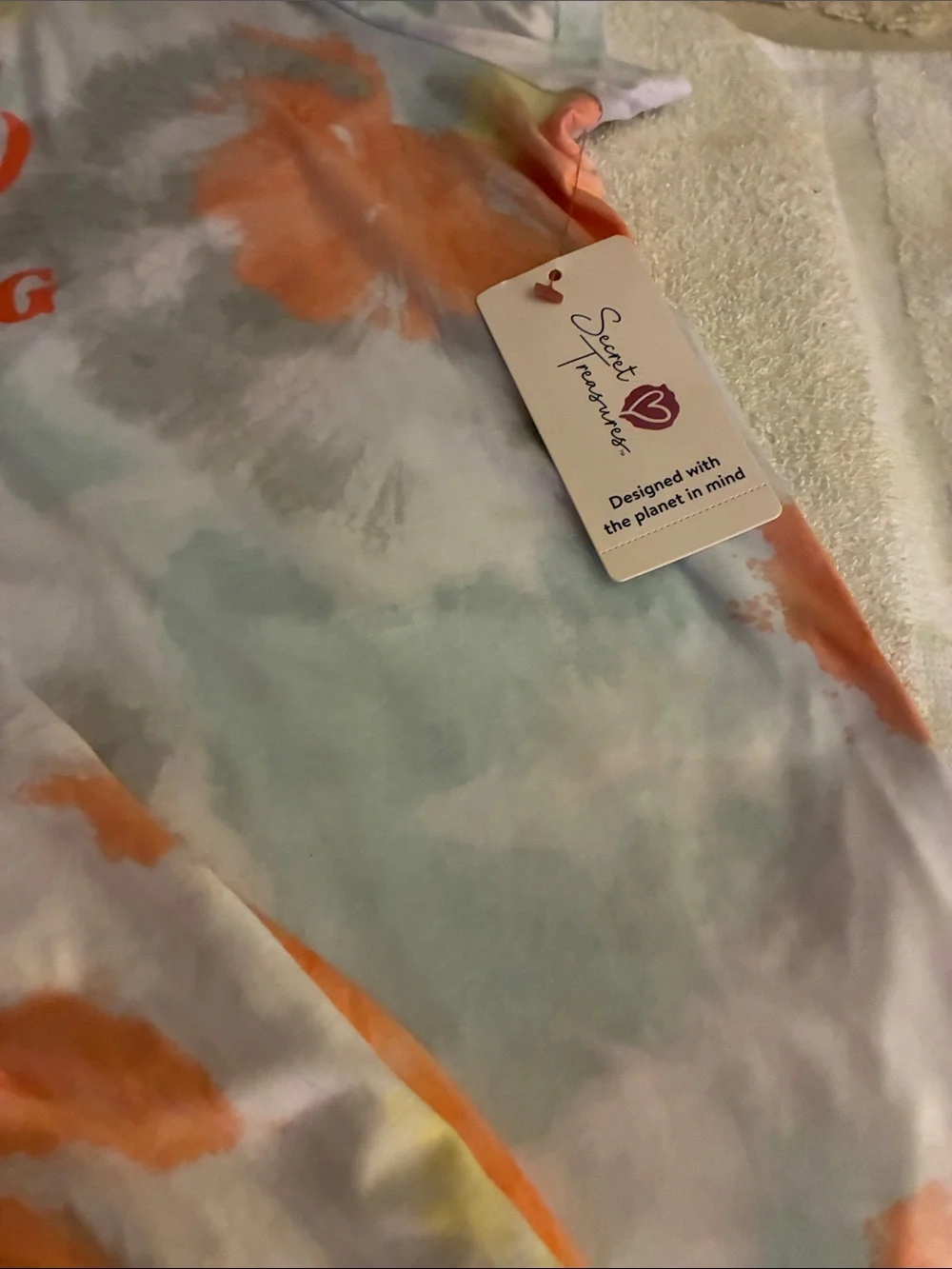 NWT lounge matching Pajama Set by Secret Treasures. “Queen of Everything”